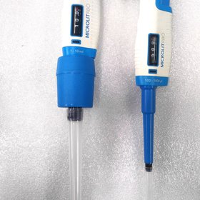 Digital micro pipettes