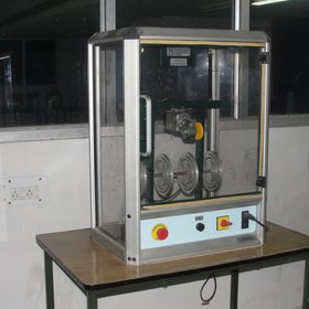 Static and Dynamic Balancing Machine