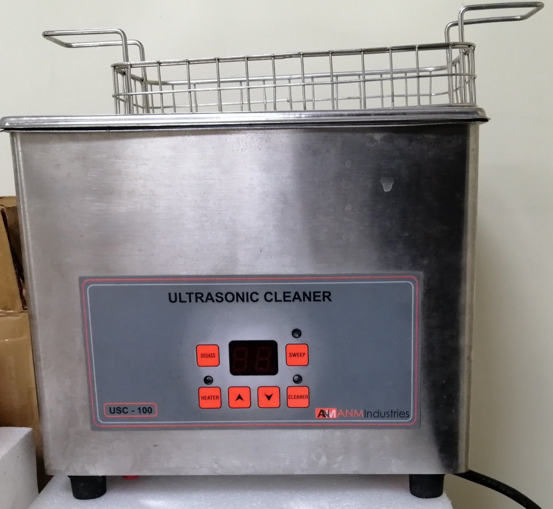 Ultrasonic cleaner