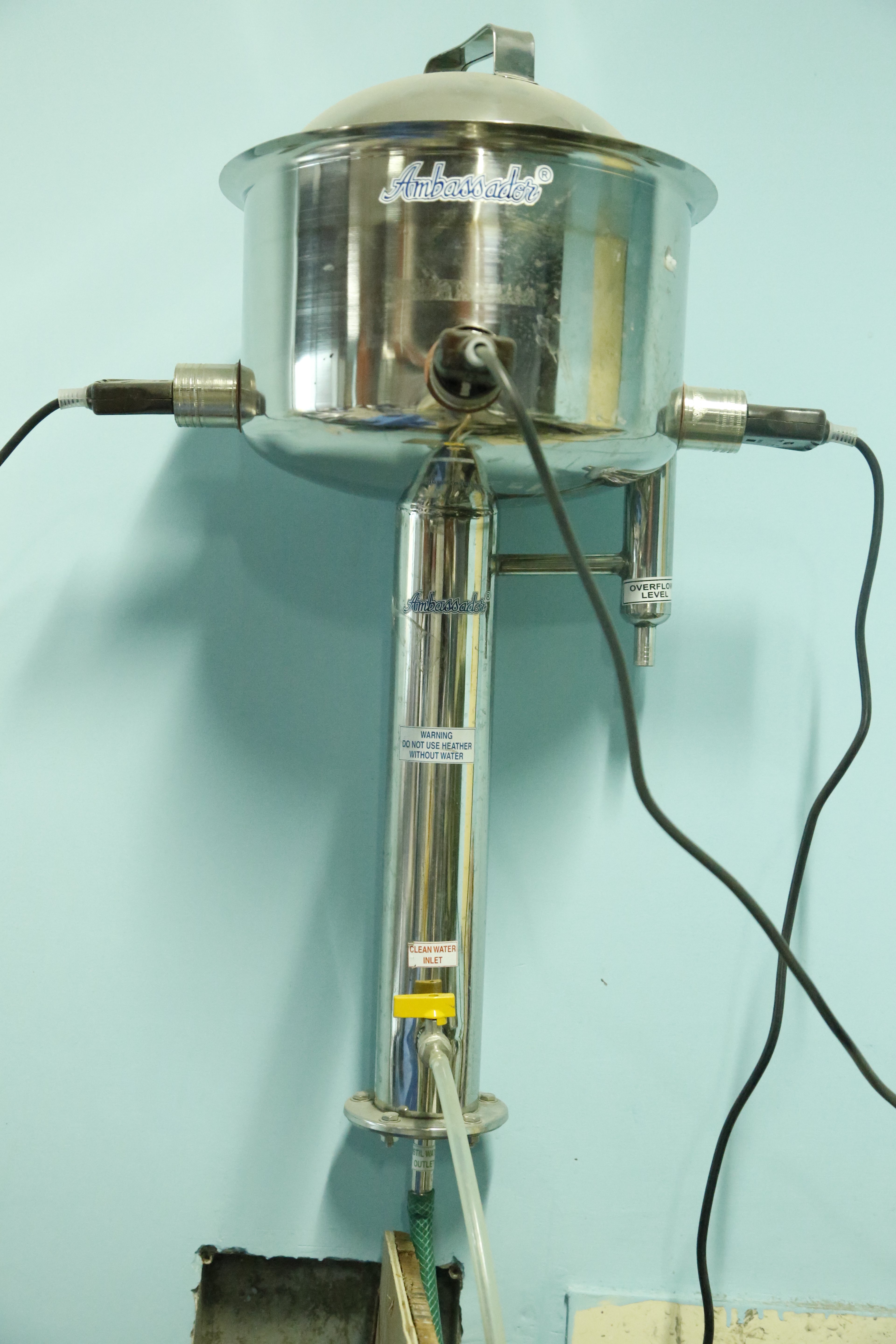 Water distillation unit (wall mounted)