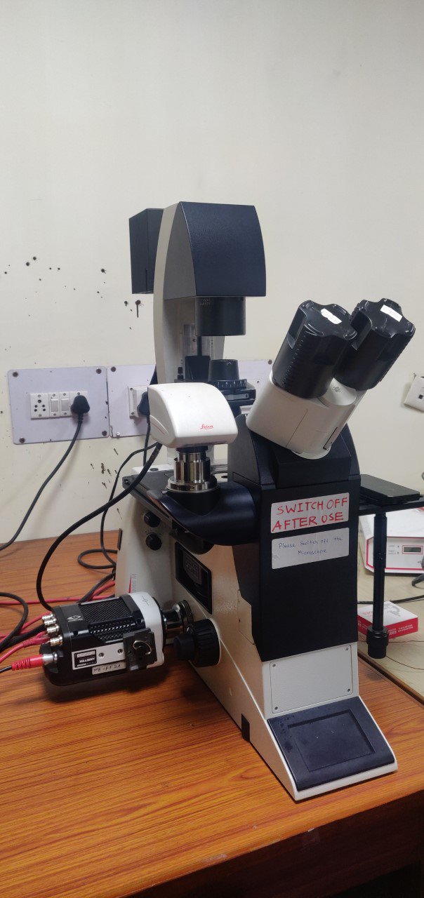 Leica DMI3000B Inverted Microscope with Fluorescence