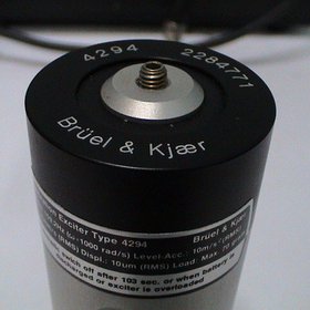Calibrator exciter for accelerometer (4294)